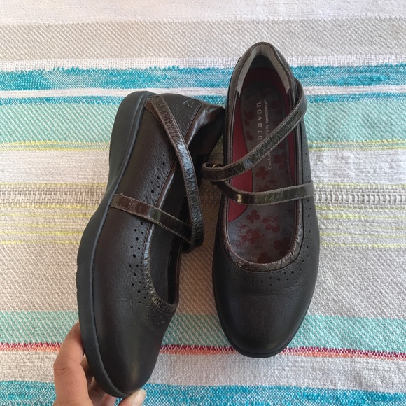 avalon shoes by new balance